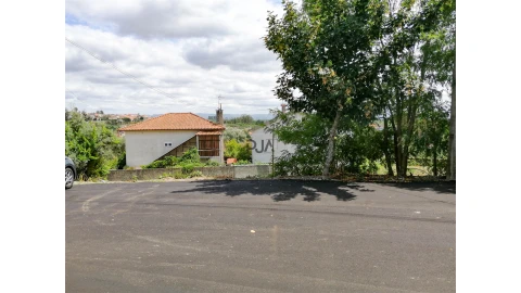 Terreno para Venda em Mangualde, Mesquitela e Cunha Alta