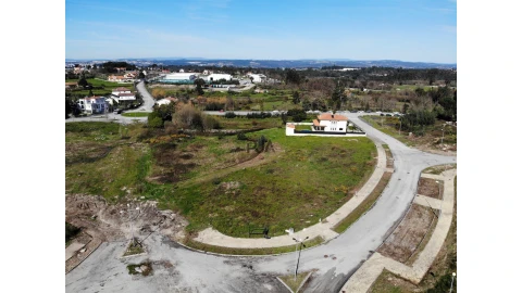 Terreno para Venda em Mangualde, Mesquitela e Cunha Alta