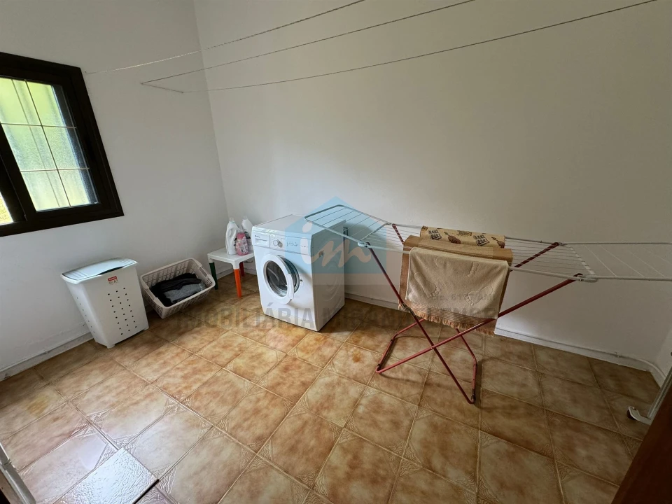 Moradia T5 para Venda em Vale de Telhas Foto 30