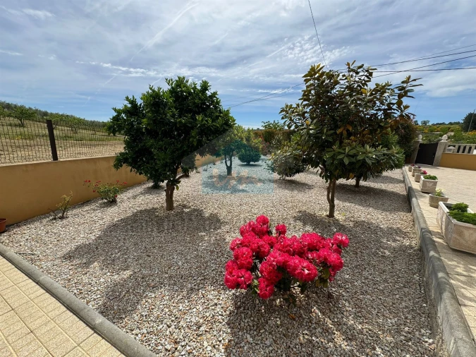 Moradia T5 para Venda em Vale de Telhas Foto 2