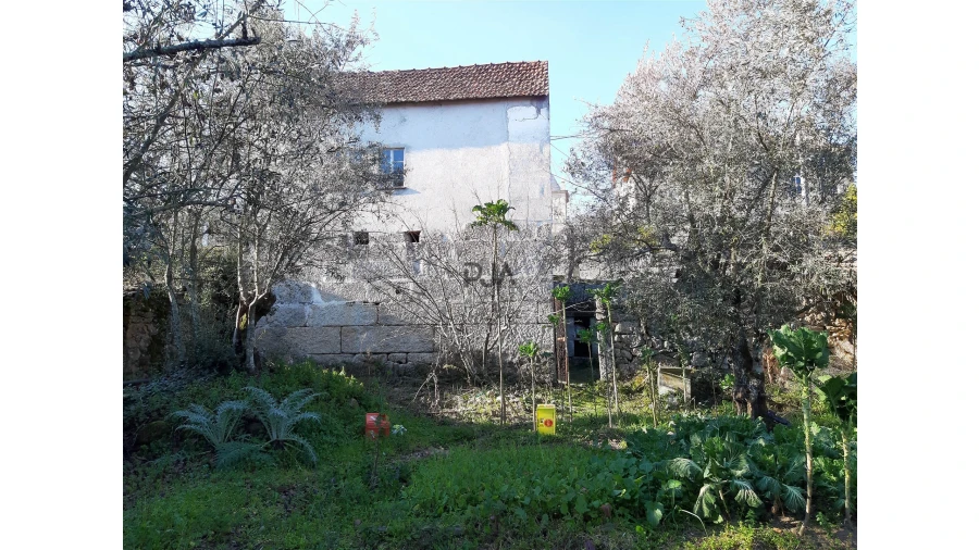 Moradia T2 para Venda em Sobral Pichorro e Fuinhas Foto 13