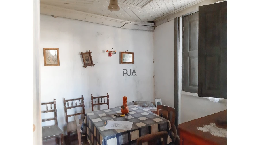 Moradia T2 para Venda em Sobral Pichorro e Fuinhas Foto 3