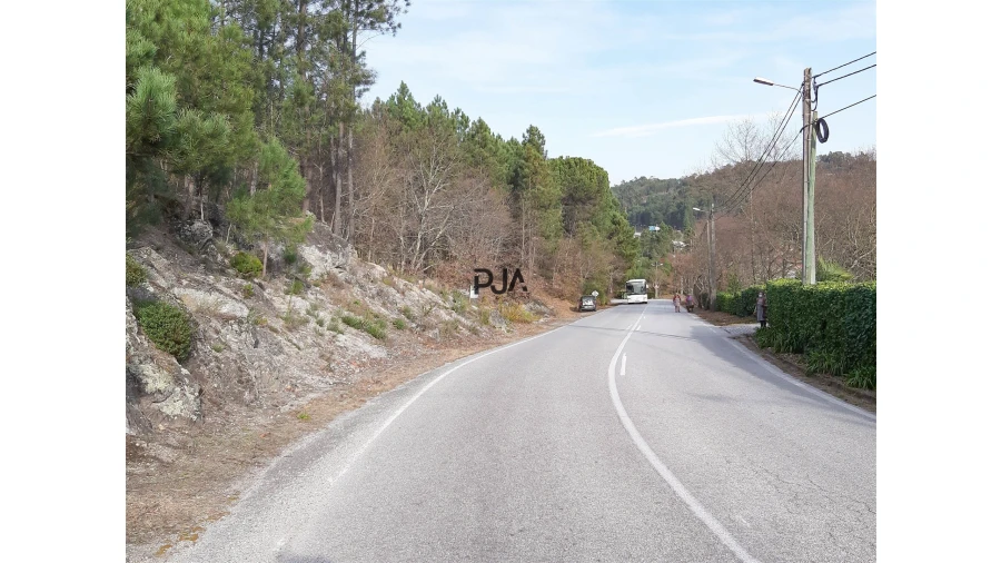 Terreno para Venda em Faíl e Vila Chã de Sá Foto 2