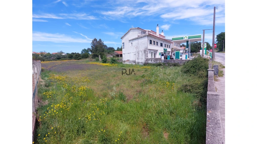Terreno Misto para Venda em Vila Cortes da Serra Foto 2