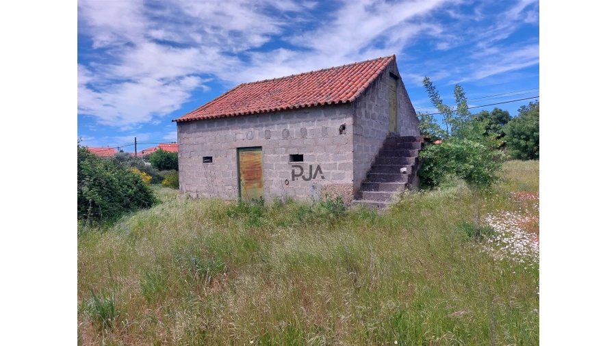 Terreno Misto para Venda em Vila Cortes da Serra Foto 5
