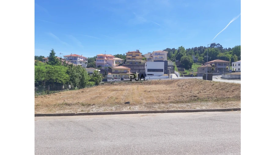 Terreno para Venda em Satão Foto 4