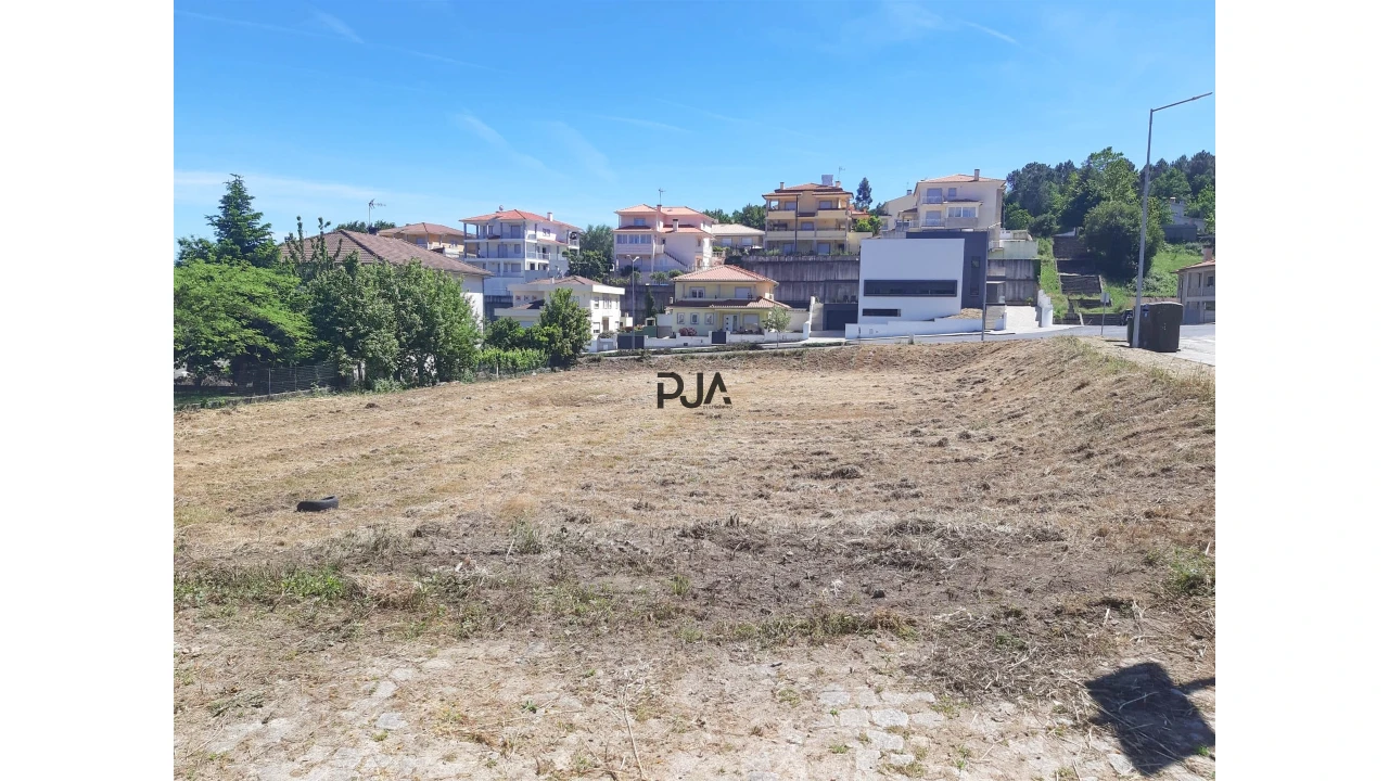 Terreno para Venda em Satão Foto 3