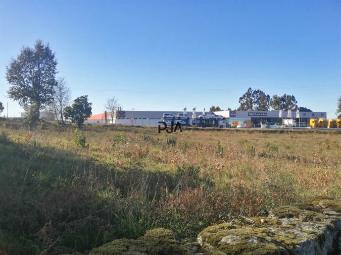 Terreno Comércio / Armazém para Venda em Mangualde, Mesquitela e Cunha Alta Foto 2