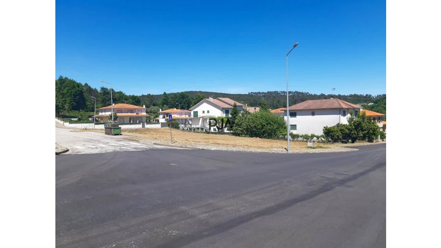 Terreno para Venda em Satão Foto 4