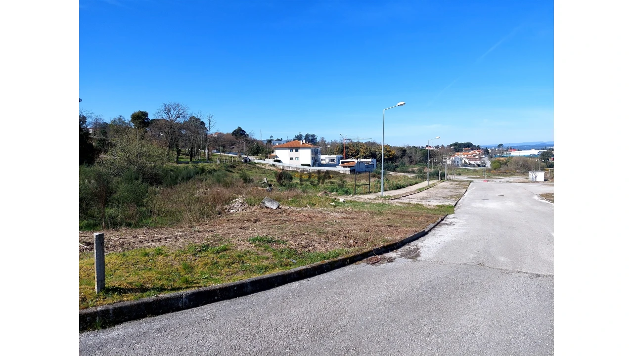 Terreno para Venda em Mangualde, Mesquitela e Cunha Alta Foto 8
