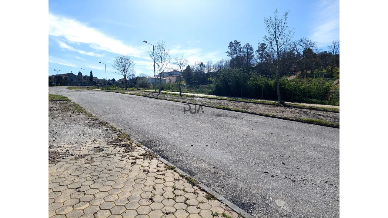 Terreno para Venda em Mangualde, Mesquitela e Cunha Alta Foto 7