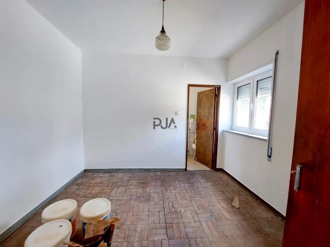 Moradia T5 para Venda em Insua Foto 10