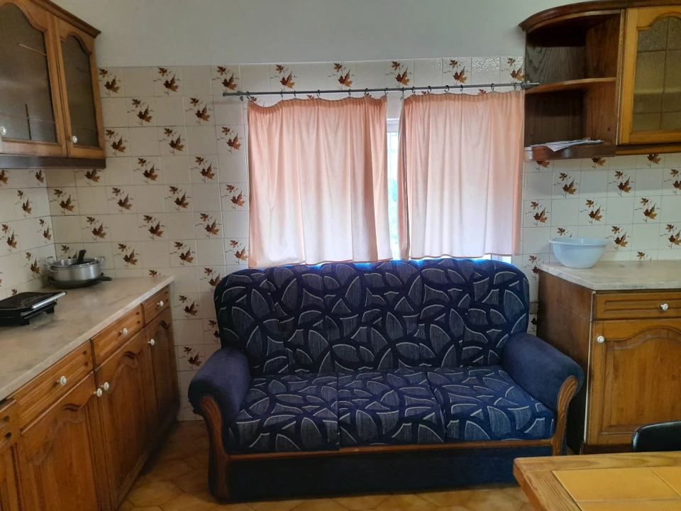 Quarto para Arrendamento em Santo Antonio dos Olivais Foto 15