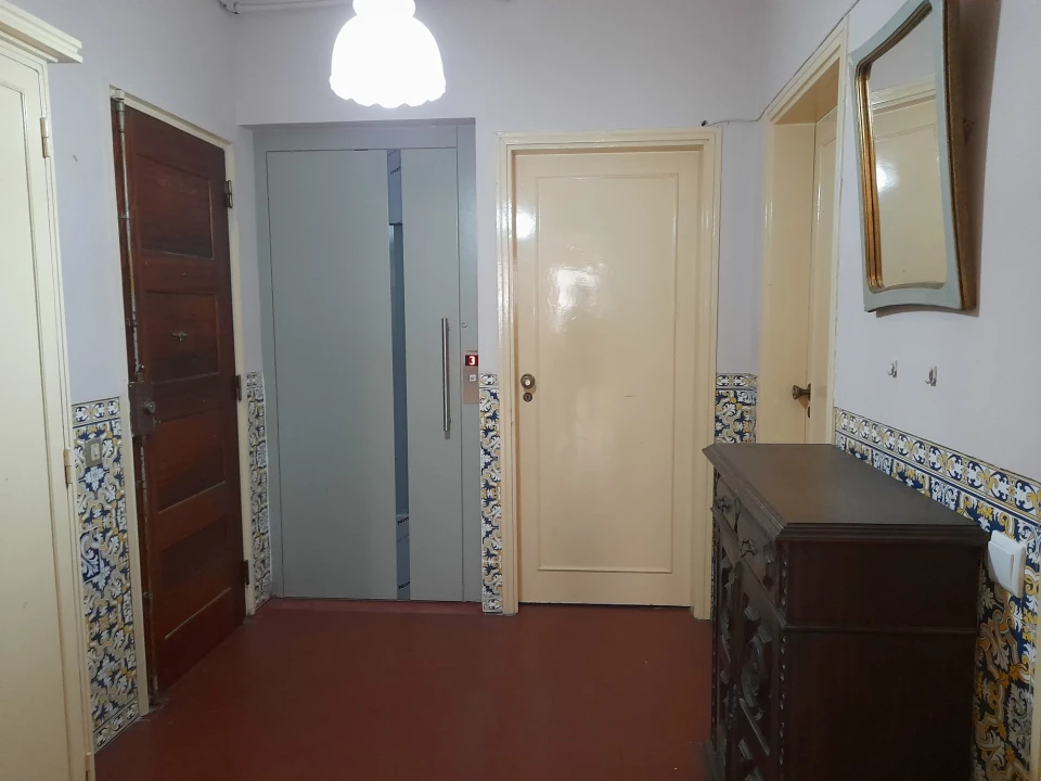 Quarto para Arrendamento em Santo Antonio dos Olivais Foto 19