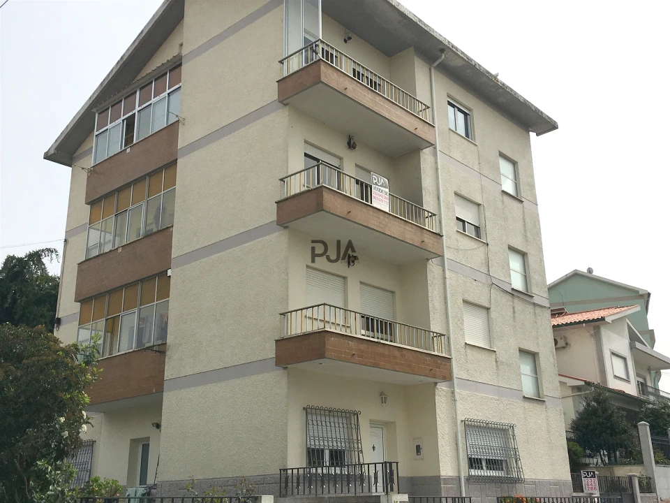 Apartamento T3 para Arrendamento em Mangualde, Mesquitela e Cunha Alta Foto 11