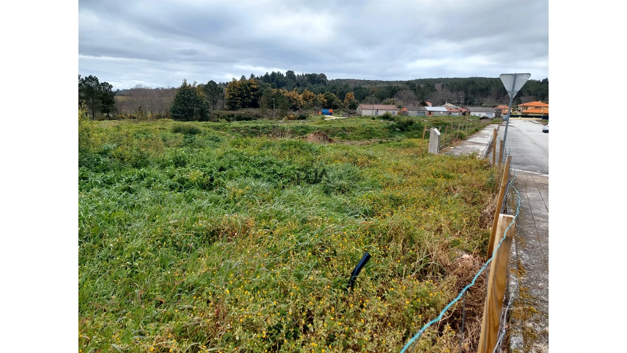 Terreno para Venda em Infias Foto 8