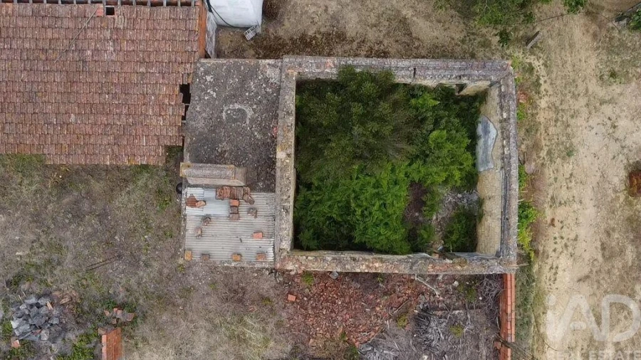 Moradia T3 para Venda em Azoia de Cima e Tremês Foto 4