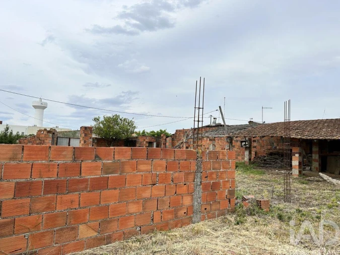 Moradia T3 para Venda em Azoia de Cima e Tremês Foto 27