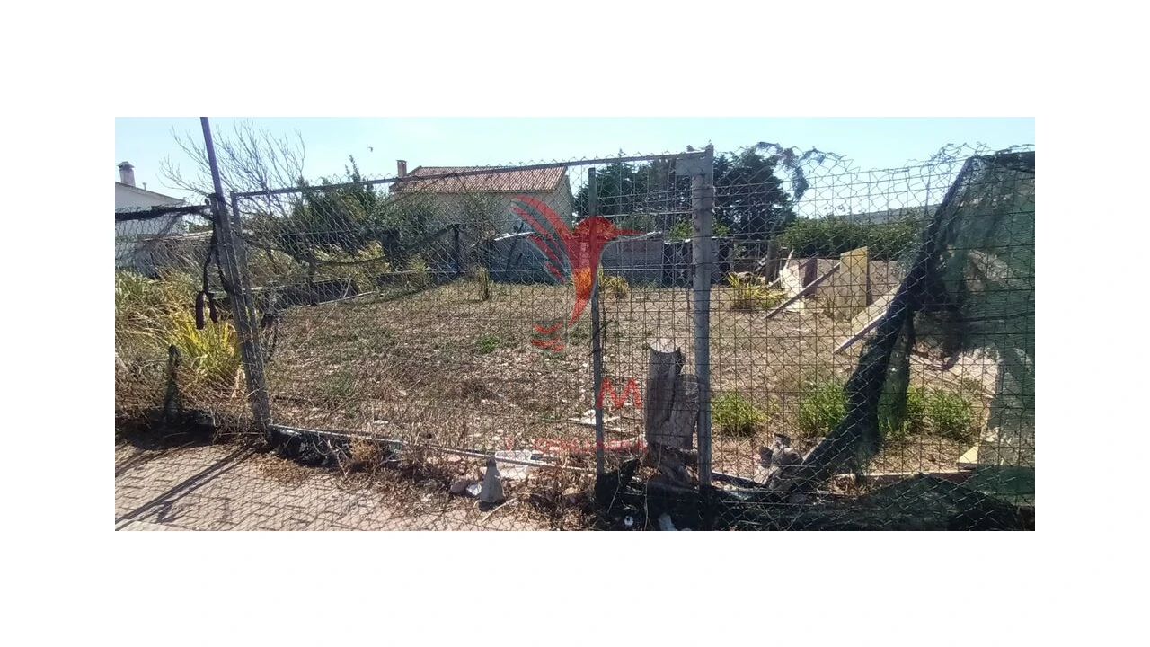 Terreno para Venda em Santo Antão e São Julião do Tojal Foto 1