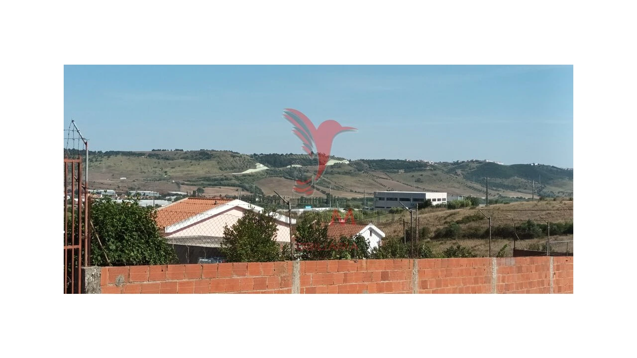 Terreno para Venda em Santo Antão e São Julião do Tojal Foto 8