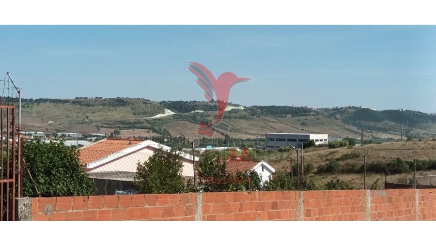 Terreno para Venda em Santo Antão e São Julião do Tojal Foto 8