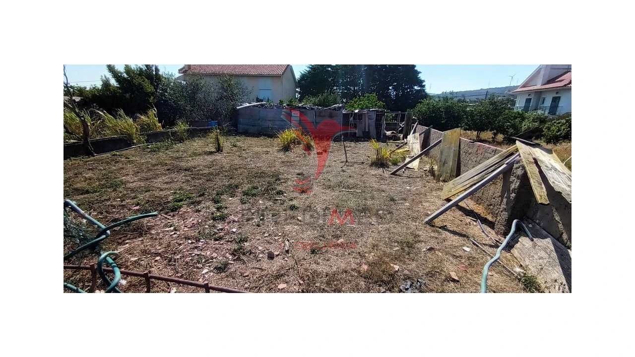 Terreno para Venda em Santo Antão e São Julião do Tojal Foto 6