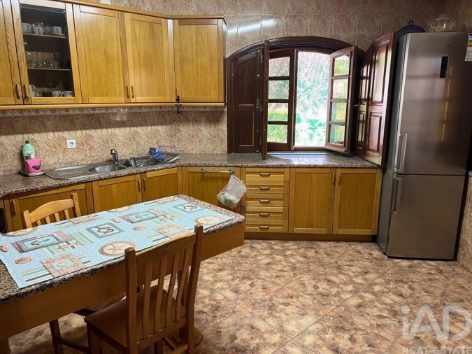 Moradia T3 para Venda em Santiago de Besteiros Foto 7