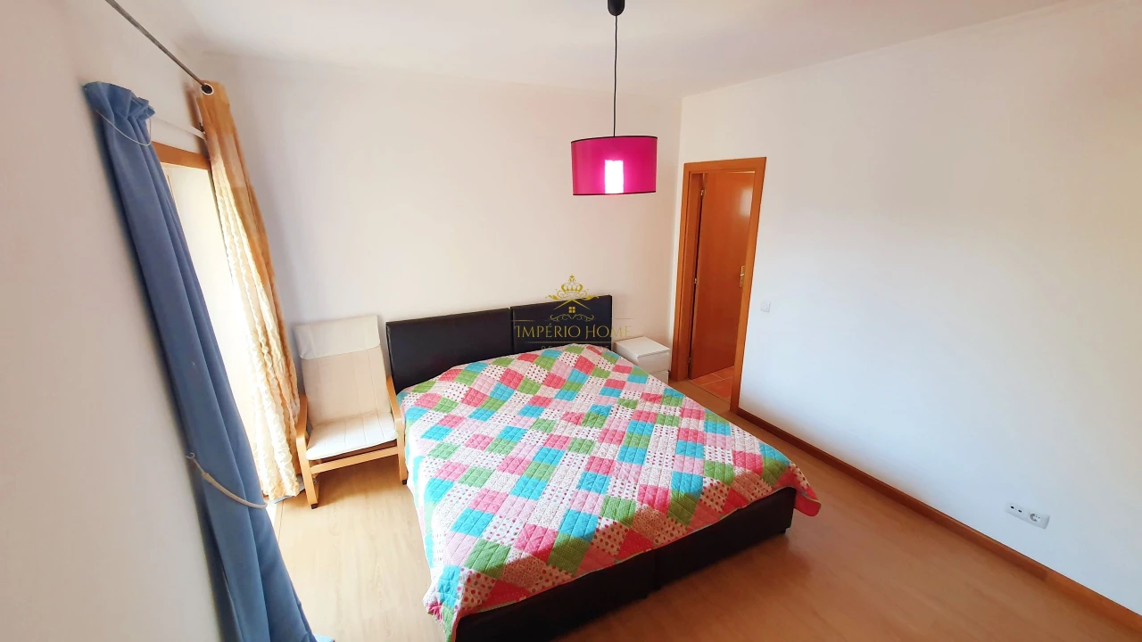 Apartamento T3 para Venda em Quarteira Foto 5