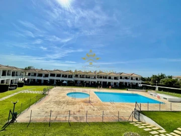 Moradia T3 para Venda em Ferreiras