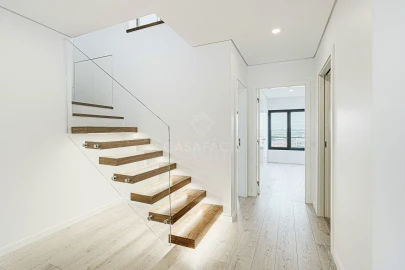 Apartamento T4 para Venda em Alcochete