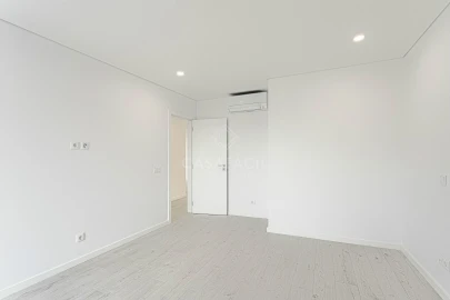 Apartamento T4 para Venda em Alcochete