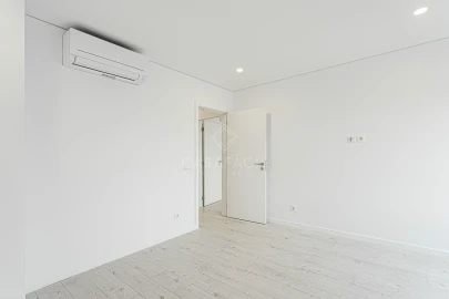Apartamento T4 para Venda em Alcochete