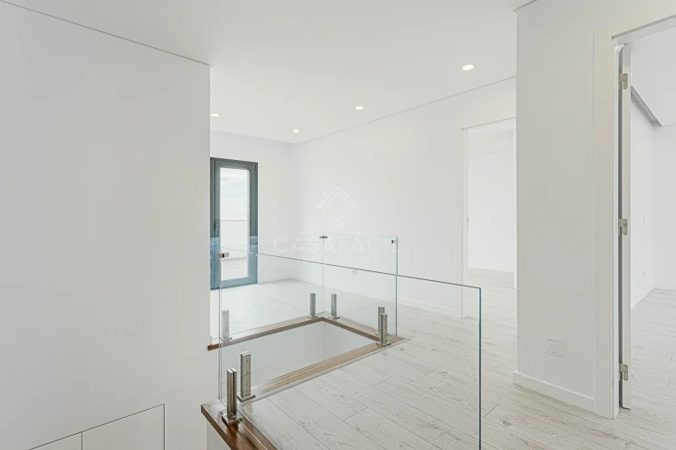 Apartamento T4 para Venda em Alcochete Foto 34