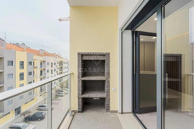 Apartamento T4 para Venda em Alcochete Foto 12
