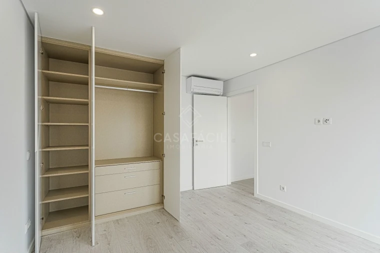Apartamento T4 para Venda em Alcochete Foto 43