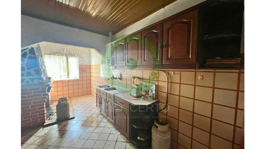 Moradia T4 para Venda em Lebução, Fiães e Nozelos Foto 5