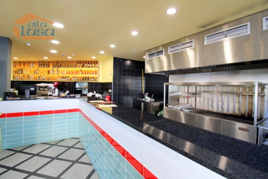 Loja para Trespasse em São Felix da Marinha Foto 9