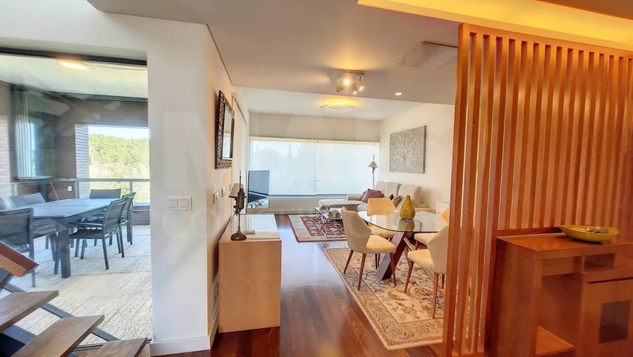 Apartamento T3 para Venda em Quarteira Foto 10