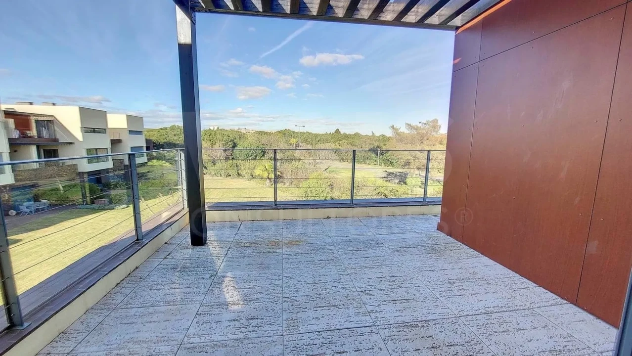Apartamento T3 para Venda em Quarteira Foto 7