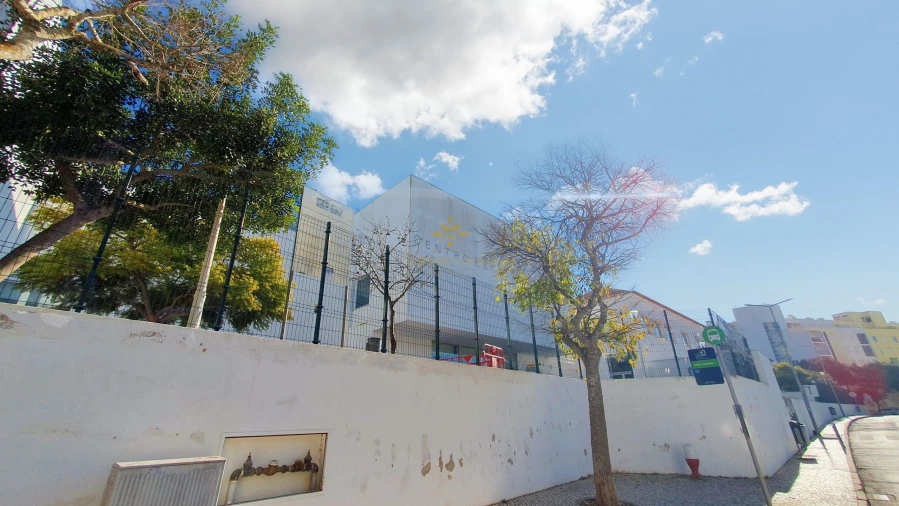 Apartamento T3 para Venda em Portimão Foto 3