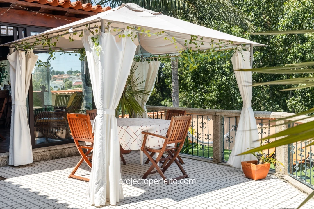 Moradia T4 para Venda em Paços de Brandão Foto 6