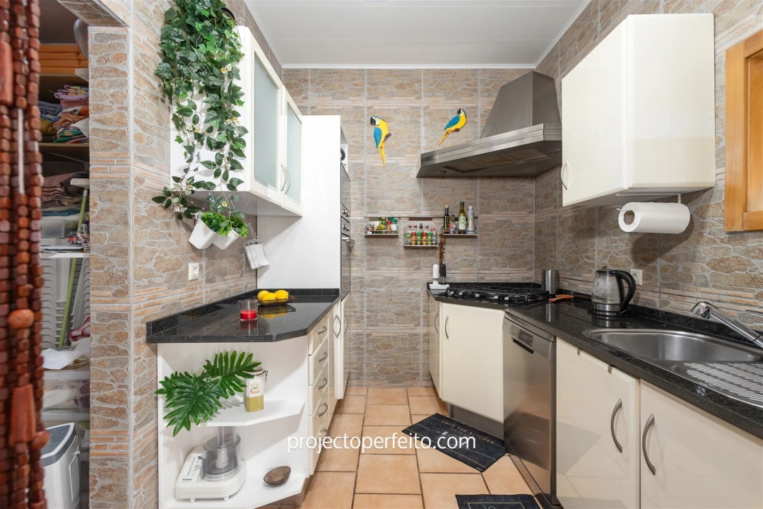 Moradia T4 para Venda em Paços de Brandão Foto 38