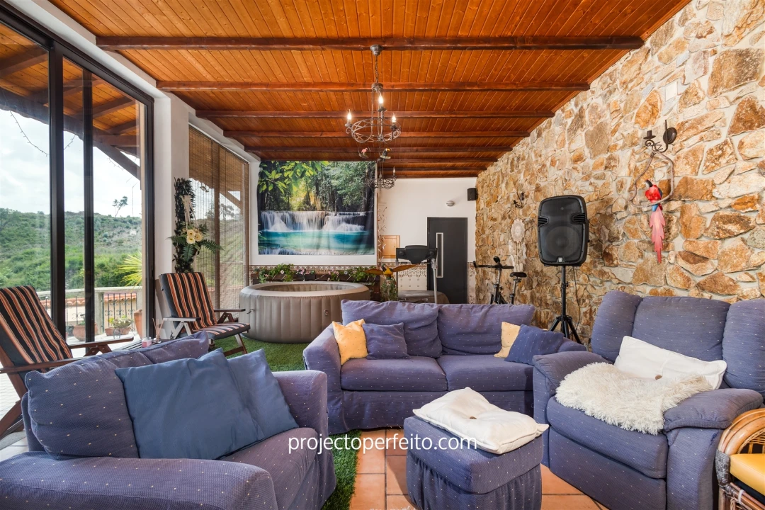 Moradia T4 para Venda em Paços de Brandão Foto 16