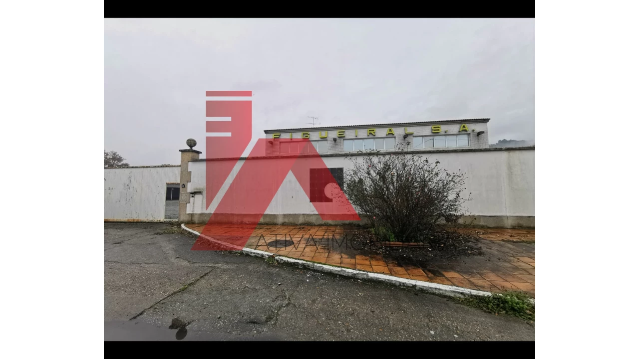 Armazém para Venda em Creixomil Foto 2