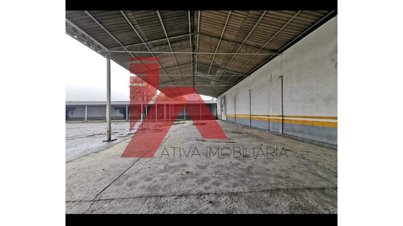Armazém para Venda em Creixomil Foto 20
