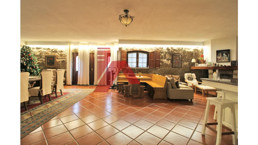 Moradia T4 para Venda em Fermentões Foto 17