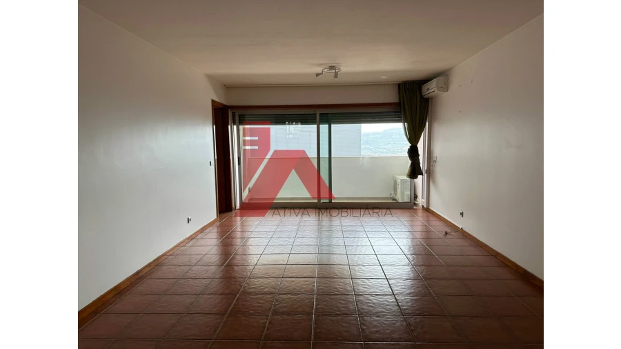 Apartamento T3 para Venda em Selho (São Jorge) Foto 13