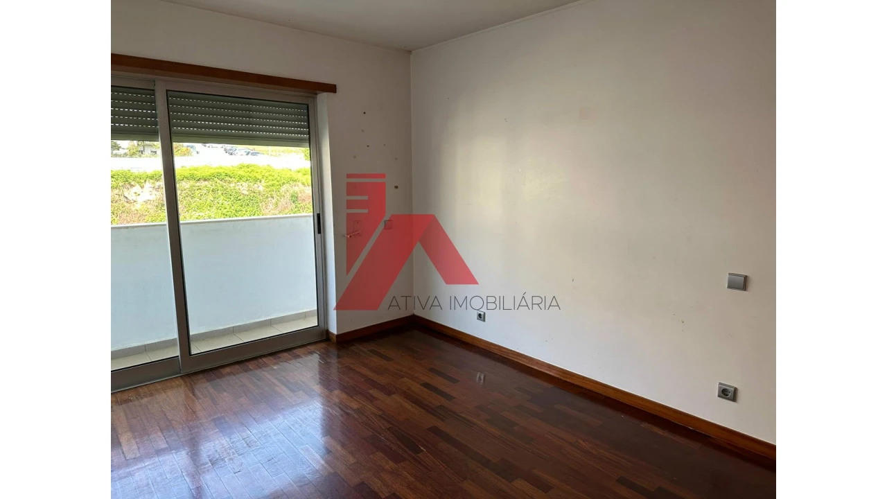 Apartamento T3 para Venda em Selho (São Jorge) Foto 6