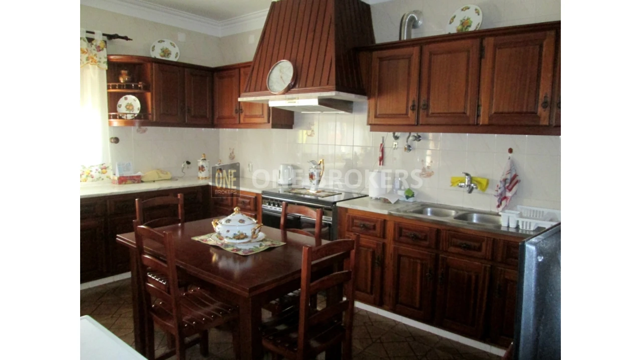 Apartamento T4 para Venda em Muge Foto 14