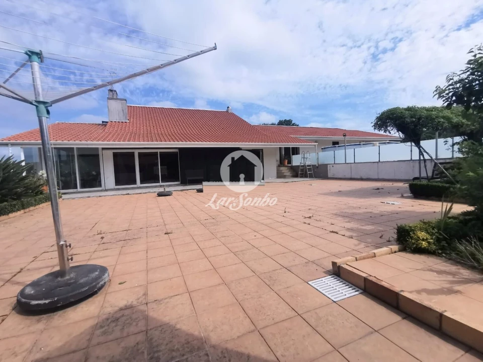 Moradia T5 para Venda em Bagunte, Ferreiró, Outeiro Maior e Parada Foto 1